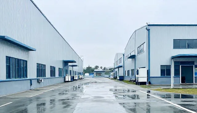研学旅行:定制旅行套餐的使用与维护建议
